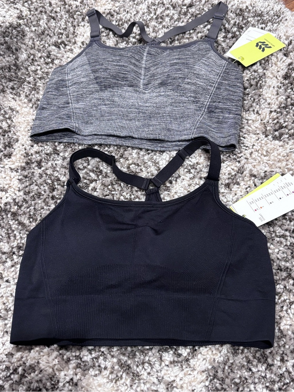 2 Seamless Medium Support Sports Bras - Black & Gray